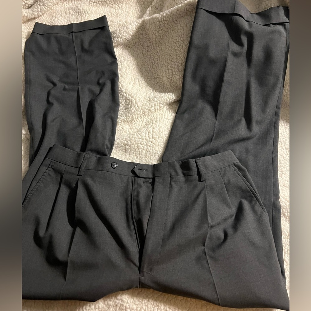 Gray men’s suit.
